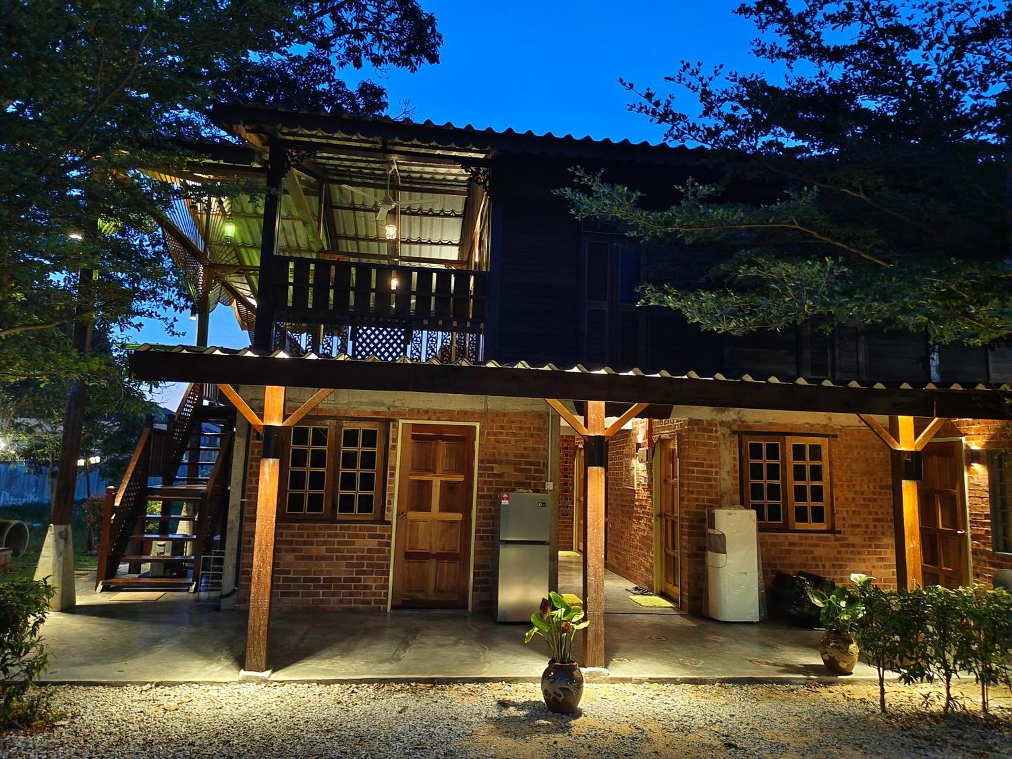 Sayang Di Kaki Bukit Homestay Near Icon City Bukit Mertajam Eksteriør billede